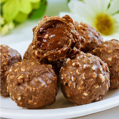 Keto Recipes: Low Carb & Sugar Free – Tagged "No Bake Desserts"– ChocZero Hazelnut Candy, Sugar Free Truffles, Keto Recipes Low Carb, Chocolate Hazelnut Cake, Candy Balls, Keto Candy, Recipes Low Carb, Sugar Free Cookies, Chocolate Hazelnut Spread