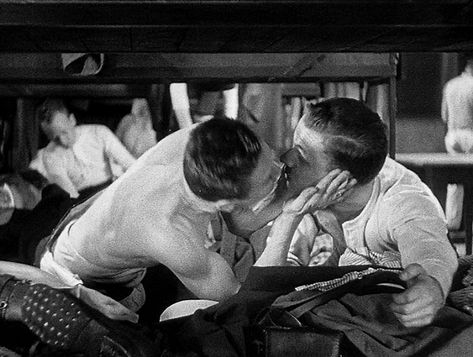 Pre-code scene from "All Quiet on the Western Front", 1930. Gay History, Lgbt History, Vintage Couples, Men Kissing, Western Front, Vintage Portraits, Two Men, Gay Art, Photo Reference