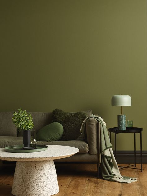 Living Room Green Walls, Room Green Walls, Earth Tone Living Room, Green Sofa Living, Massage Room Design, Green Walls Living Room, Walls Living Room, Living Room Gold, Calming Interiors