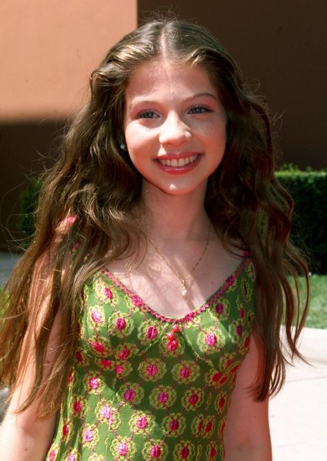 Dawn Summers, Harriet The Spy, Preteen Fashion, Michelle Trachtenberg, Inspector Gadget, Teen Girl Dresses, Buffy The Vampire, Buffy The Vampire Slayer