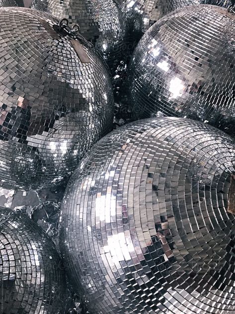 Disco Background, Ball Aesthetic, Mirror Ball, Disco Balls, Disco Party, Nouvel An, Disco Ball, Branding Inspiration, Wall Collage