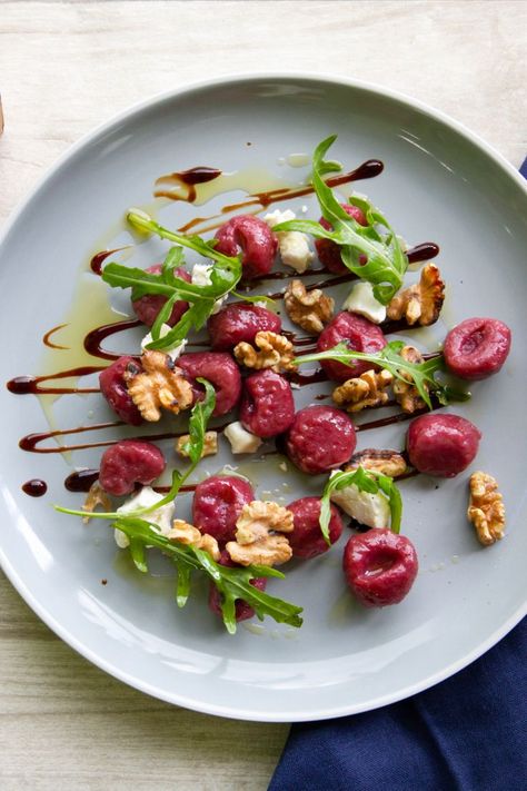 Fluffy pillows of beetroot gnocci tossed in a slightly salty butter, and garnished with rocket, walnuts and a balsamic reduction. #salvo1968 #italianfood #gnocchi #pastadish #pastarecipe #balsamic #freshgnocchi Beetroot Gnocchi, Balsamic Reduction, Private Chef, Yummy Pasta Recipes, Food Plating, Gnocchi, Weeknight Meals, Pasta Dishes, Pasta Recipes