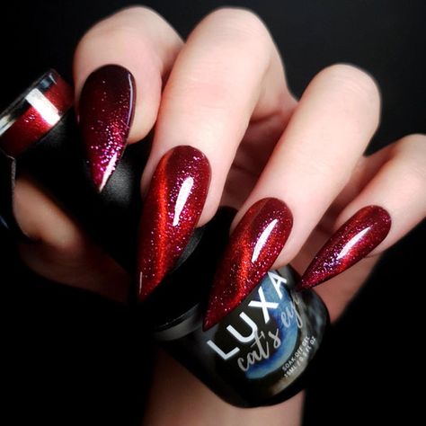 Red Cat Eye Nails, Box Background, Classy Nail Art Ideas, Goth Things, Rainbow Spectrum, Golden Nails, Chrome Nails Designs, Elegant Nail Art, Goth Nails