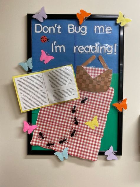 15 July Bulletin Board Ideas To Make Your Classroom Pop Open Book Bulletin Board, Library Summer Display, July Library Display Ideas, Summer Reading Bulletin Boards, Summer Library Displays, July Bulletin Board Ideas, July Bulletin Board, Cafeteria Decorations, Preschool Friendship