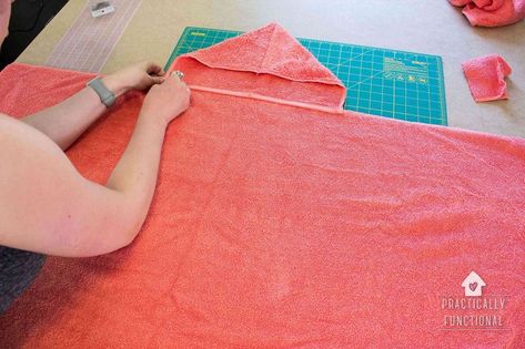 How To Sew A Hooded Towel, Towel With Hood Diy, Sew Hooded Towel, Hooded Beach Towels For Kids Diy, How To Make Hooded Towels For Kids, Diy Bathrobe From Towels, Diy Hooded Towel Kids, Baby Bath Towels Hooded Diy, Baby Towels Hooded Diy