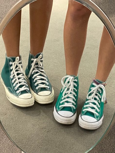 Vintage Surfer Aesthetic Outfits, Green Converse Outfit Aesthetic, Casual Green Converse Sneakers, Sage Green Converse Platform, Matching Converse Couple Aesthetic, Aesthetic Green Converse, Couple Shoes Matching, Dior Converse, Converse 70