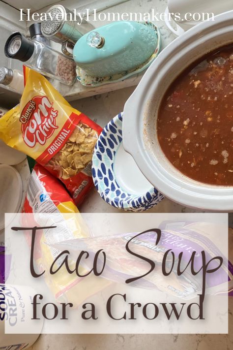 Taco Soup for a Crowd | Heavenly Homemakers Taco Soup For A Crowd, Soups For A Crowd, Soup For A Crowd, Crockpot Taco Soup, Crockpot Taco, Easy Weekday Meals, Crock Pot Tacos, Apples And Cheese, Large Crowd