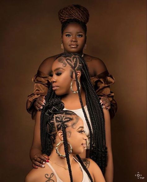 Braid Photoshoot, Feed In Braids, Sisters Photoshoot, Senior Photo Outfits, Feed In Braid, Business Hairstyles, Black Love Art, Branding Photoshoot, Hair Photo