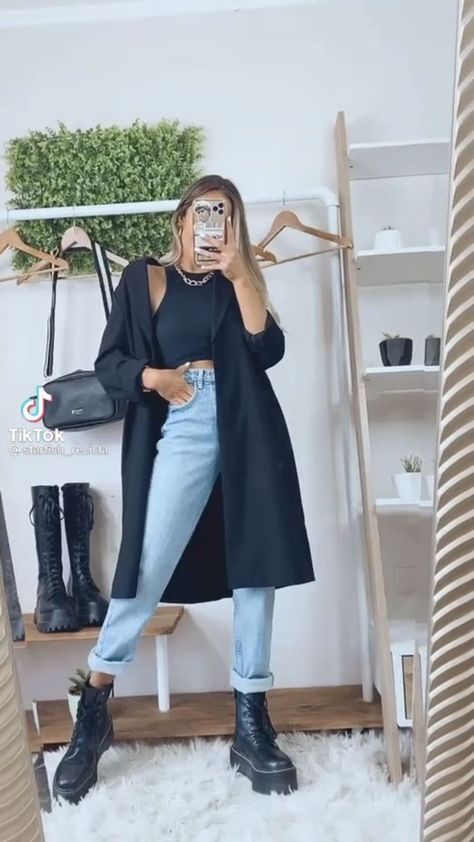 Outfit Botas, Wardrobe Tips, Outfits Chic, Mode Casual, Inspirational Sayings, Nice Style, Causual Outfits, Mode Inspo, Outfit Inspo Fall