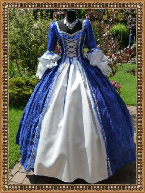 Big Dresses, Old Fashion Dresses, 19th Century Fashion, Medieval Dress, Traditional Clothes, Historical Dresses, Fantasy Clothing, Fashion Today, Marie Antoinette