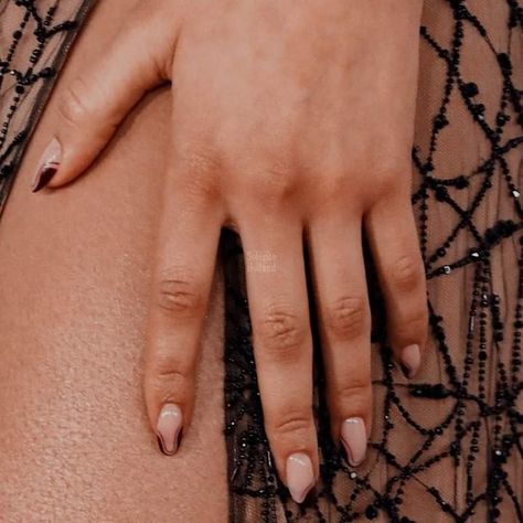 Zendaya Manicure, Zendaya Nails Manicures, Zendaya Nails, Celebrities Nails, Celeb Nails, Rich Girl Bedroom, Short Nail Manicure, Celebrity Nails, Nail Time