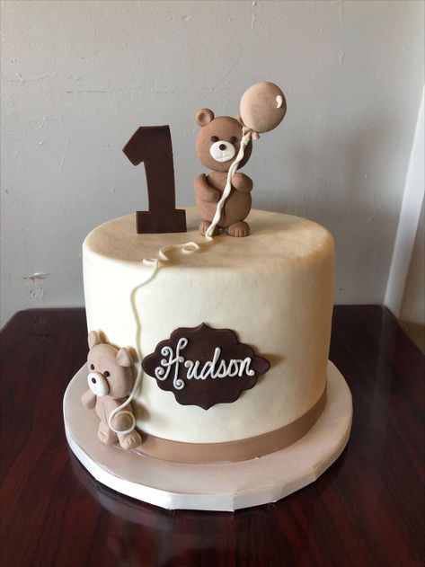 My Beary First Birthday Cake, Bear Cake First Birthday, Simple Bear Cake, Beary First Birthday Cake, Teddy Bear Cake Smash, Cake 1 Year Boy, Brown Baby Shower Ideas, Teddy Bear Birthday Cake, Teddy Cakes