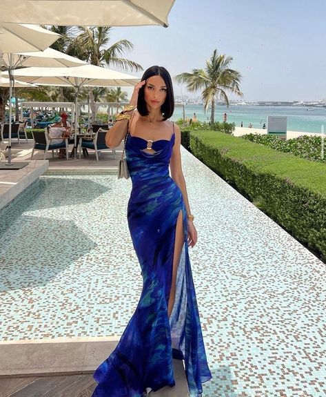 Yacht Dress, Yacht Party Outfit, Nature Dresses, On A Yacht, A Yacht, Looks Party, Long Evening Gowns, Mode Inspo, Glam Dresses