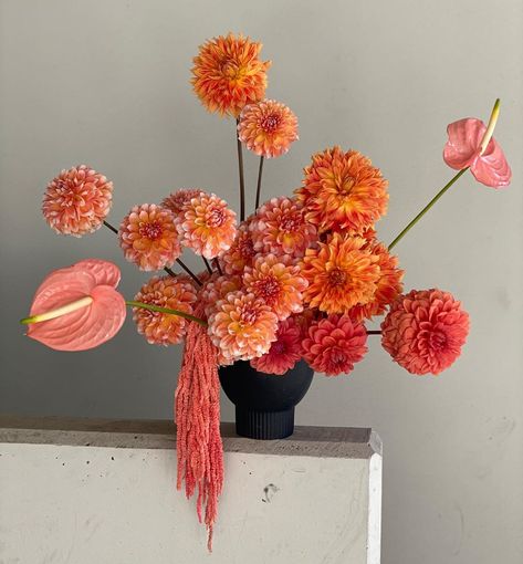 Orange Flower Arrangements, Orange Floral Arrangements, Coloured Roses, Elizabeth Johnson, Anthurium Flower, Flower Installation, Fall Arrangements, Vase Arrangements, Flower Branch