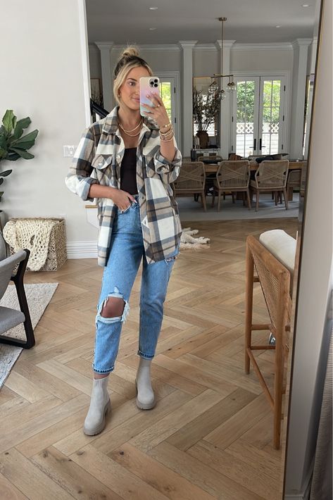 Fall Plaid Shacket Outfit, Sherpa Flannel Outfit, Plaid Fleece Jacket Outfit, Flannel Shaket Jacket Outfit, Fleece Flannel Outfit, Plaid Shaket Jacket Outfit Fall, Tan Plaid Shacket Outfit, What To Wear Under A Shacket, High Top Vans Outfit Winter