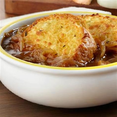 Speedy French Onion Soup Campbells French Onion Soup, Garlic Texas Toast, Savory Soup Recipes, Campbells Soup Recipes, Onion Soup Recipe, Campbell Soup Company, Campbells Soup, Canned Tomato Soup, French Onion Soup Recipe