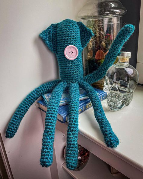 Coraline Octopus Crochet Pattern, Crochet Projects Coraline, Crochet Wybie Doll, Crochet Coraline Hat, Coraline Octopus Crochet, Coraline Octopus Crochet Pattern Free, Coraline Octopus Doll Pattern, Octopus From Coraline, Coraline Stuffed Animal