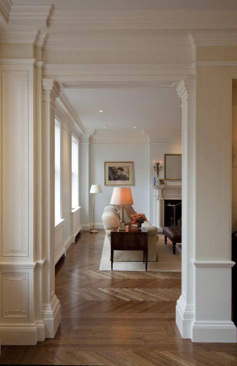 Vella Interiors : Classic Park Avenue Apartment Park Avenue Apartment Aesthetic, Park Avenue Apartment Interiors, Babe Paley Apartment, Charlotte York Apartment Aesthetic, Classic Nyc Apartment, Upper East Side Apartment Interior, Park Avenue Aesthetic, Park Avenue Princess Aesthetic, Charlotte York Apartment