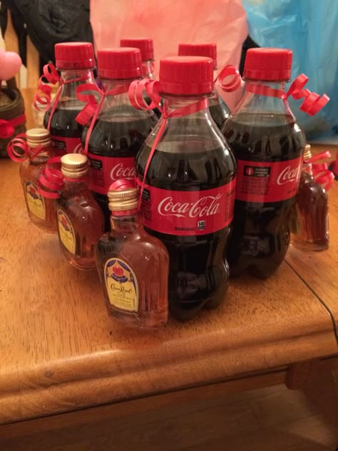 Valentine's Day gift for my boyfriend. Coke and Crown 6 pack Adult Valentines, Liquor Gifts, Valentinstag Party, Kindergarten Class, Alcohol Gifts, Adult Birthday Party, Cadeau Diy, Valentines School, School Party