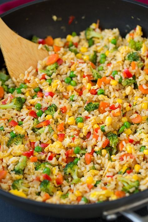 Veg Fried Rice Recipe, Vegetable Fried Rice Recipe, Vegetarian Fried Rice, Soft Foods Diet, Veggie Fried Rice, Arroz Frito, Yellow Rice, Soft Food, Cooking Classy