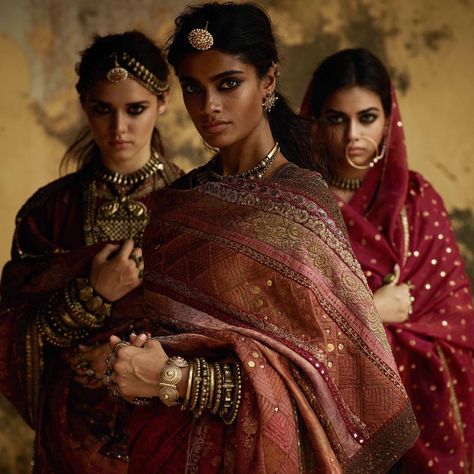 Sabyasachi - Kesribai Pannalal Curiosity Art, Asian Attire, Sabyasachi Collection, Sabyasachi Bridal, Sabyasachi Mukherjee, Asian Clothes, Saree Bollywood, Francoise Hardy, New Blouse Designs