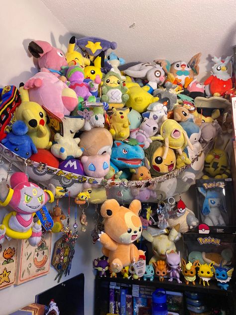 Pokemon Room Aesthetic, Pokemon Room Decor, Plushie Room, Plush Display, Stuffed Animal Collection, Pokémon Plush, Pokemon Plushies, Pokemon Room, Ideas Habitaciones