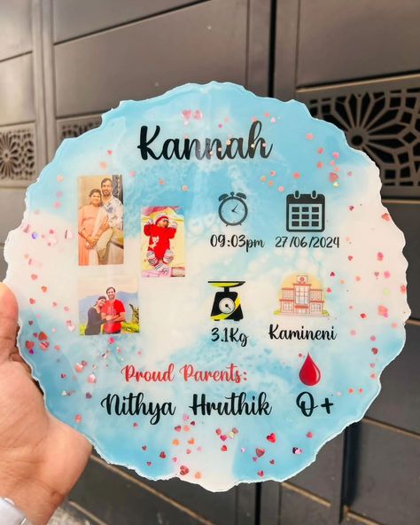 Resin Baby preservation frame 👶 8 inches 10 inches 12 inches 15 inches 18 inches #resinbabyframe #resinart #babypresent #babypreservationframe Baby Resin Frame, Resin Baby Frame, Picture Gifts Diy, Resin Photo Frame, Blue Sky Wallpaper, Baby Frame, Resin Frame, Sky Wallpaper, Baby Presents