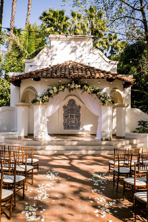 Hacienda Style Wedding at Rancho Las Lomas Wedding Venues Hacienda, Wedding In Hacienda, Ranchera Wedding Theme, Rancho Theme Wedding, Mexican Wedding Altar, Wedding Venues Mexican Style, Mexican Venue Wedding, Spanish Estate Wedding, Mexican Ranch Style Wedding