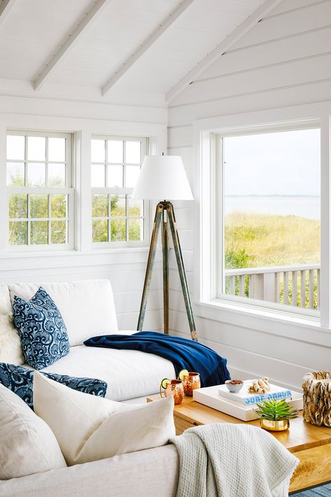 Classic Living Room Design, Nantucket Cottage, Nantucket Home, White Sectional, Waterfront Cottage, Living Room Design Ideas, Classic Living Room, Summer Cottage, Room Design Ideas