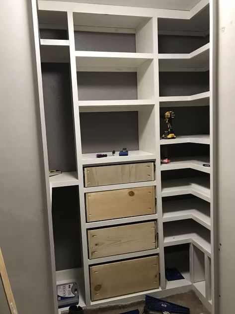 Over Christmas break, I began watching Tidying Up on Netflix and trying to better organize our closets. My master walk-in closet has always annoyed me, so I finally decided to tackle it! I tore out the wire closet shelving that was in there and created a DIY Closet Organizer with built-in drawers, shelves, and shoe storage. Here's an abbreviated description of how I built my closet organizer, for full details, please visit the tutorial on my website, link is at the bottom of this post.… Closet Shelves With Drawers, How To Make Drawers For Closet, Diy Drawers In Closet, Build Closet Organizer, Diy Closet System, Organize Closet Space, Diy Closet Shelves, Wire Closet Shelving, Diy Custom Closet