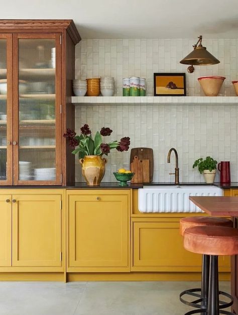 47+ Kitchen Color Ideas For a Fresh Look in 2024 | Houszed Fun Kitchen Cabinet Colors, Bright Kitchen Ideas, Colorful Kitchen Cabinets, Scandinavian Kitchen Cabinets, Coloured Kitchens, Kitchen Color Ideas, Kitchen 2025, Best Kitchen Island, Yellow Kitchen Cabinets