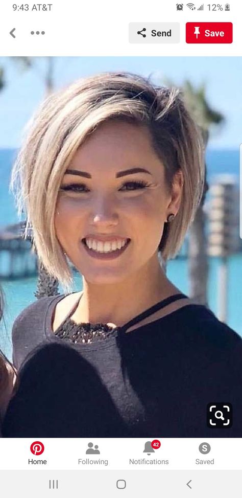 Medium Hair For Round Face, Straight Hair Round Face, Short Hair Round Face Plus Size, Hair For Round Face, Round Face Bob, Short Stacked Bob Haircuts, Bob Hairstyles For Round Face, Hairstyles Pixie, Chin Length Cuts