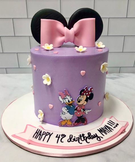 Mickey Mouse Birthday Cake For Girls, Minnie Twodles Birthday Cake, Minnie And Daisy Birthday Party Cake, Minnie Mouse Daisy Duck Cake, One Tier Minnie Mouse Cake, Daisy And Minnie Cake, Minnie Mouse Clubhouse Cake, Minnie Mouse And Daisy Cake, Minnie And Friends Cake