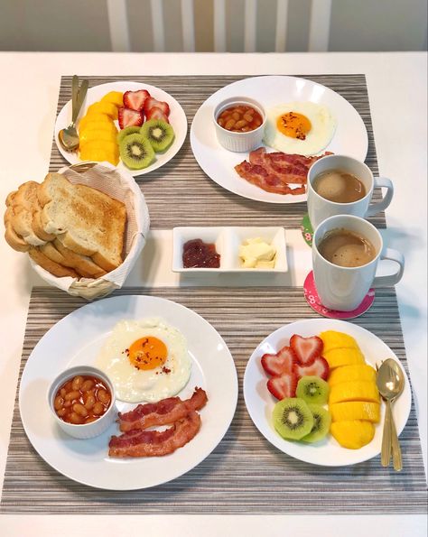 Breakfast Platter, Foods And Drinks, Makanan Diet, Food Displays, Healthy Food Motivation, Food Goals, Food Platters, Food Videos Cooking, Food Presentation