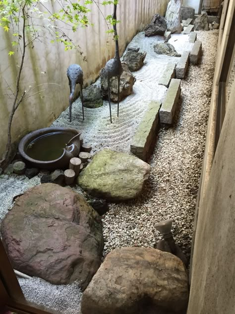 Japanese Garden Backyard, Dream Garden Backyards, River Rock Garden, Front Lawn Landscaping, Garden Japanese, Small Japanese Garden, Zen Rock Garden, Japanese Garden Landscape, Zen Garden Design