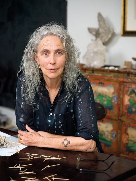 An interview with Kiki Smith | Apollo Magazine Painted Brick Walls, Kiki Smith, Chuck Close, Jenny Holzer, Helen Frankenthaler, Medieval Tapestry, Robert Rauschenberg, Small Sculptures, New York Art