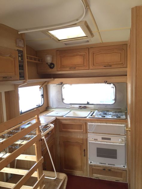 caravan makeover Static Caravan Makeover, Caravan Renovation Before And After, Shabby Chic Caravan, Caravan Renovation Diy, Shabby Chic Campers, Caravan Repairs, Caravan Interior Makeover, Motorhome Interior, Static Caravan