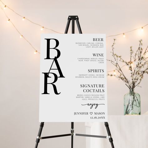 Leap Year Wedding, Black White Wedding Decor, Outdoor Wedding Theme, Modern Wedding Bar, Black And White Modern Wedding, White Modern Wedding, Wedding Themes Outdoor, Minimalist Modern Wedding, Wedding Bar Menu Sign