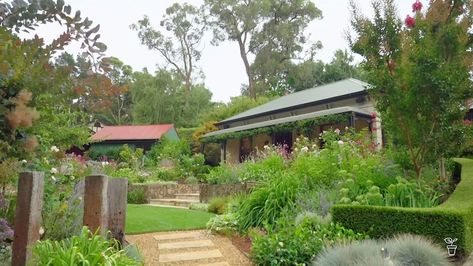 Sophie is at Aldgate in the Adelaide hills to visit the home and garden of Jamie McIlwain, a career landscaper who’s been in the game for over 30 years. So what does someone who works day-in-day-out creating beautiful gardens for other people do with their own garden? Across the roughly ½ acre site, Jamie has spent 15 years creating a garden that is not only truly impressive in scale and function, but serves as a reference book to show clients exactly what can be achieved in their spaces The Garden At 120 London, Alan Titchmarsh Garden, Ladies Pond Hampstead, Garden Of Cosmic Speculation Scotland, Asthall Manor Garden, Espalier Fruit Trees, Gabion Wall, Stone Retaining Wall, Adelaide Hills