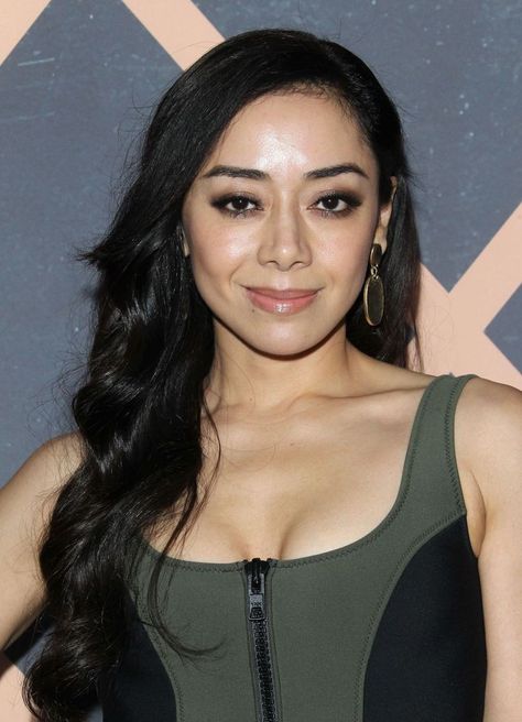 Ella Lopez, Aimee Garcia, George Lopez, Celebrity Updates, Art Women, Clothes Outfits, Style Clothes, Fall 2017, Latest Clothes