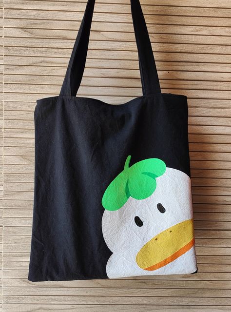 Cloth Bag Painting Aesthetic, Anime Tote Bag Design, Black Tote Bag Painting Ideas, Black Tote Bag Design Ideas, Drawing On Tote Bag, Aesthetic Tote Bag Painting, Black Tote Bag Aesthetic, Paint Tote Bag Ideas, Tote Bag Painting Ideas Easy