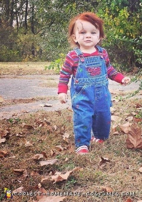 Coolest Homemade Costumes for DIY Costume Enthusiasts Baby Chucky Costume, Toddler Chucky Costume, Diy Chucky Costume, Chucky Halloween Costume, Boys Halloween Costumes Diy, Diy Fantasia, Toddler Boy Halloween Costumes, Chucky Halloween, Chucky Costume