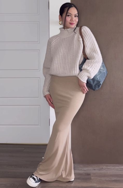 Long Skirts Winter Outfit, Maxi Skirt Office Outfit, Long Pencil Skirt Outfit Classy, Beige Maxi Skirt Outfit, Long Beige Skirt Outfit, Knit Maxi Skirt Outfit, Long Pencil Skirt Outfits, Pencil Skirt Outfits Classy, Beige Maxi Skirt