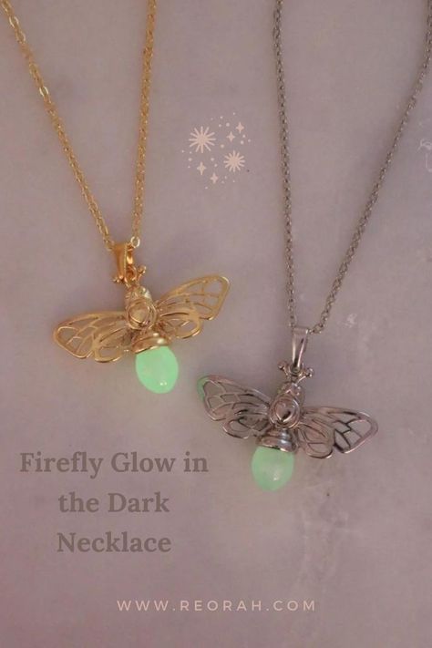 #aesthetic #tiktok #instagram #pinterest #trendy #jewelry #jewelrytrends #reorah #fireflynecklace #goldjewellery #fireflyglownecklace #necklaceoftheday #cutefireflynecklace #glowinthedarknecklace #pinterestinspired #pinterestgirl #pinterestaesthetic #goldplatednecklace #firefly #fireflygoldplatednecklace #vintagejewelry #cute #fairytalenecklace #vintage #vinatgenecklace Firefly Necklace, Glow In The Dark Necklace, Dark Necklace, Glowing Necklace, Aesthetic Tiktok, Gorillaz, Pinterest Girls, Gold Plated Necklace, Trendy Jewelry