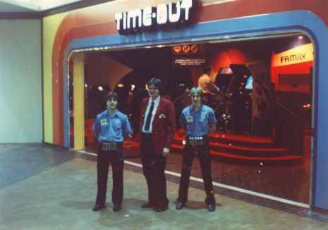 Growing up in arcades: 1979-1989 | Dangerous Minds Arcade Basement, 1980s Arcade, Arcade Design, 80s Arcade, Game Logos, Dead Malls, Vintage Mall, Arcade Room, Arcade Cabinet