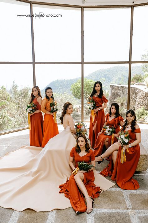 Rust Gown Wedding, Terracotta Wedding Bridesmaid Dresses, Orange Dress Outfit Wedding, Bridesmaid Dresses Burnt Orange, Wedding Entourage Gowns, Summer Themed Wedding, Burnt Orange Wedding Theme, Copper Saree, Bridesmaid Dresses Orange