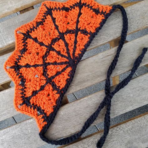 Pattern for Little Spider bandana is now available on my website, Etsy and Ravelry! #CrochetDesigner #CrochetersOfTheWorld #CrochetersOfIG #CrochetPattern #Halloween #SpiderwebBandana #LittleSpiderBandana Crochet Halloween Bandana, Halloween Crochet Bandana, Crochet Halloween Accessories, Crochet Bandana Pattern, Spider Crochet, Bandana Crochet, Crochet Bat, Bandana Pattern, Crochet Bandana