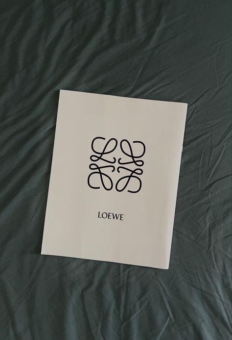 Loewe Brand Identity, Loewe Logo Design, Loewe Invitation, Loewe Packaging, Loewe Branding, Loewe Aesthetic, Coffee Table Photo Album, Loewe Logo, Fashion Show Invitation