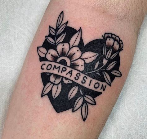 Heart With Words Tattoo, Traditional Heart Tattoo With Banner, Cute Traditional Tattoo, Traditional Heart Tattoos, Sleeve Aesthetic, Instagram Tattoo, Old Tattoos, Aesthetic Tattoo, Vintage Tattoo