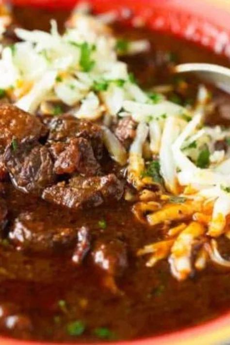 Ina Garten Brisket Chili - Ina Garten Eats Beef Brisket Chili, Pecan Pie Pound Cake, Brisket Chili Recipe, Traditional Chili Recipe, Slow Cooked Brisket, Texas Brisket, Meat Chili, Cooking Prime Rib, Brisket Chili